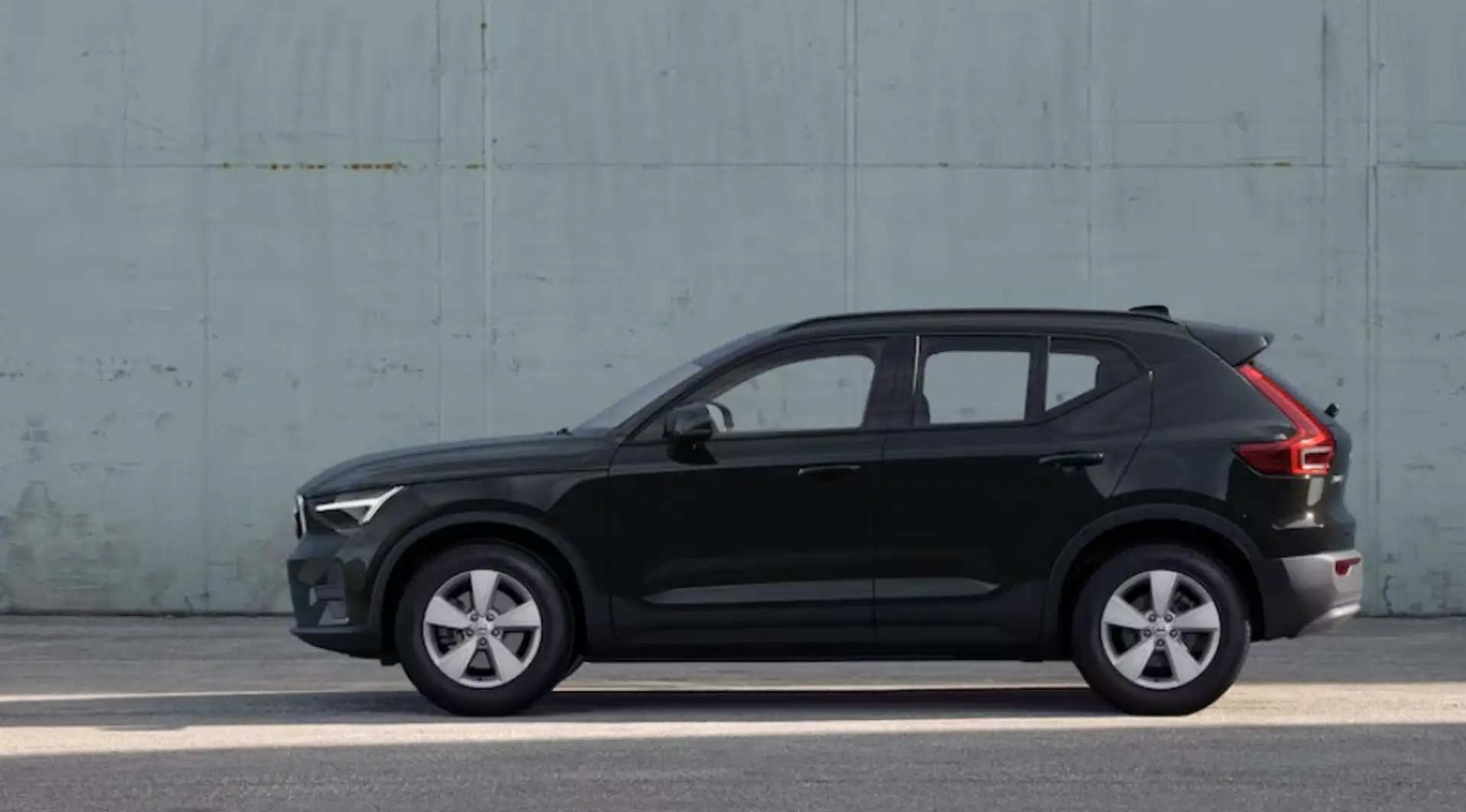 Volvo XC40 B3 Benziner Automatik ***Privatkunden-Angebot***ve Schwarz - 1
