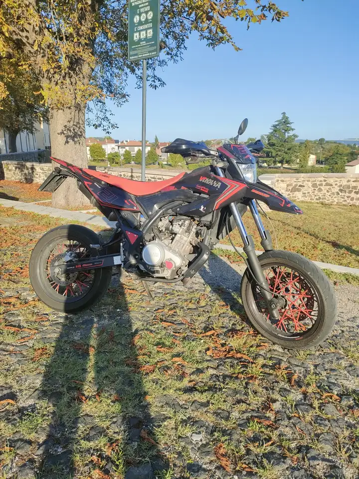 Yamaha WR 125