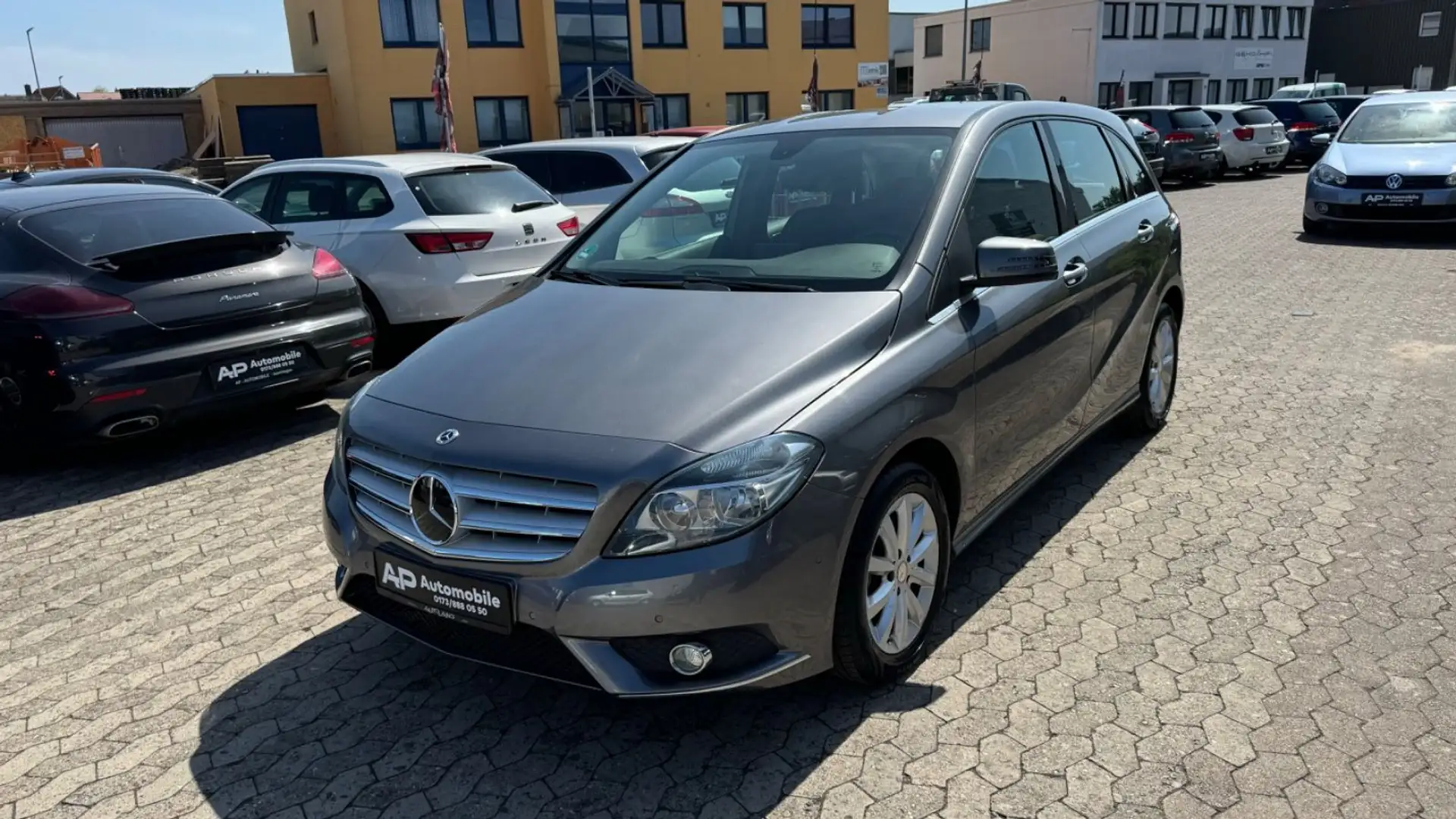 Mercedes-Benz B 180 B -Klasse B 180 93 TKM Tüv&Au Neu 2.Hand Gris - 1