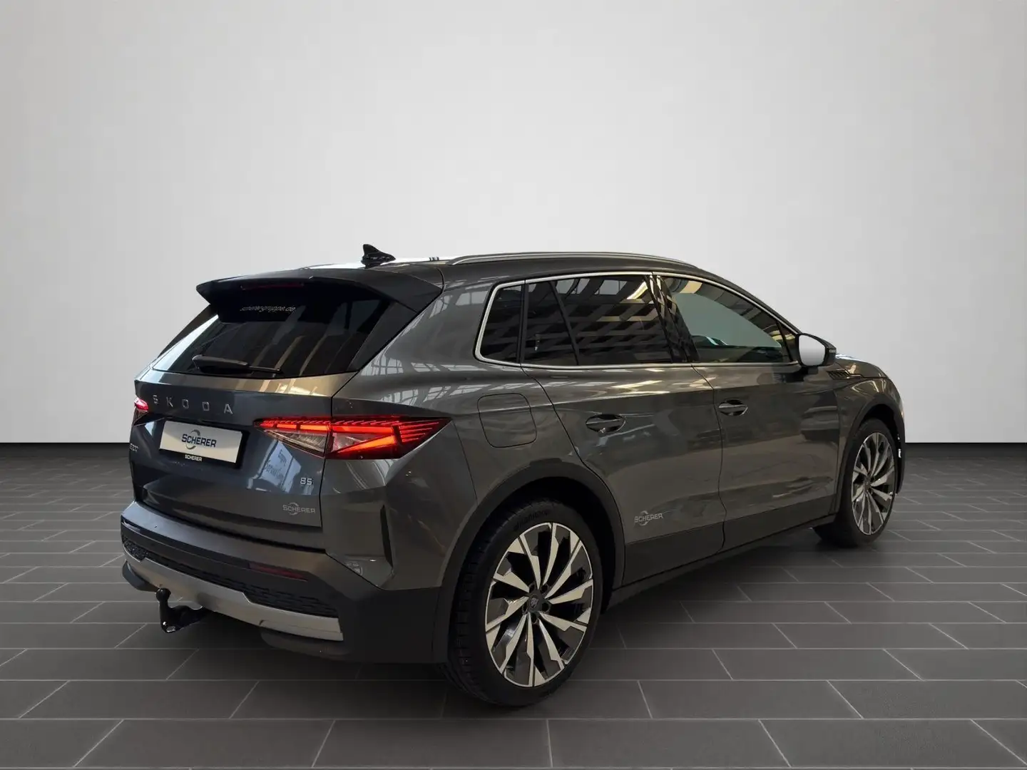 Skoda 85 AHK/ Advanced Paket/ Wärmepumpe Grau - 2