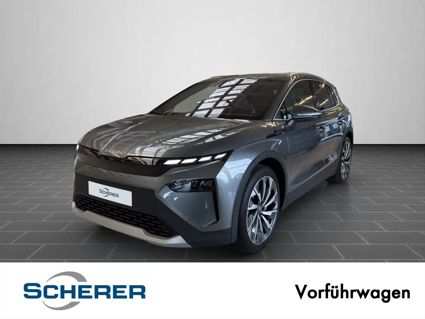Skoda 85 AHK/ Advanced Paket/ Wärmepumpe Grau - 1