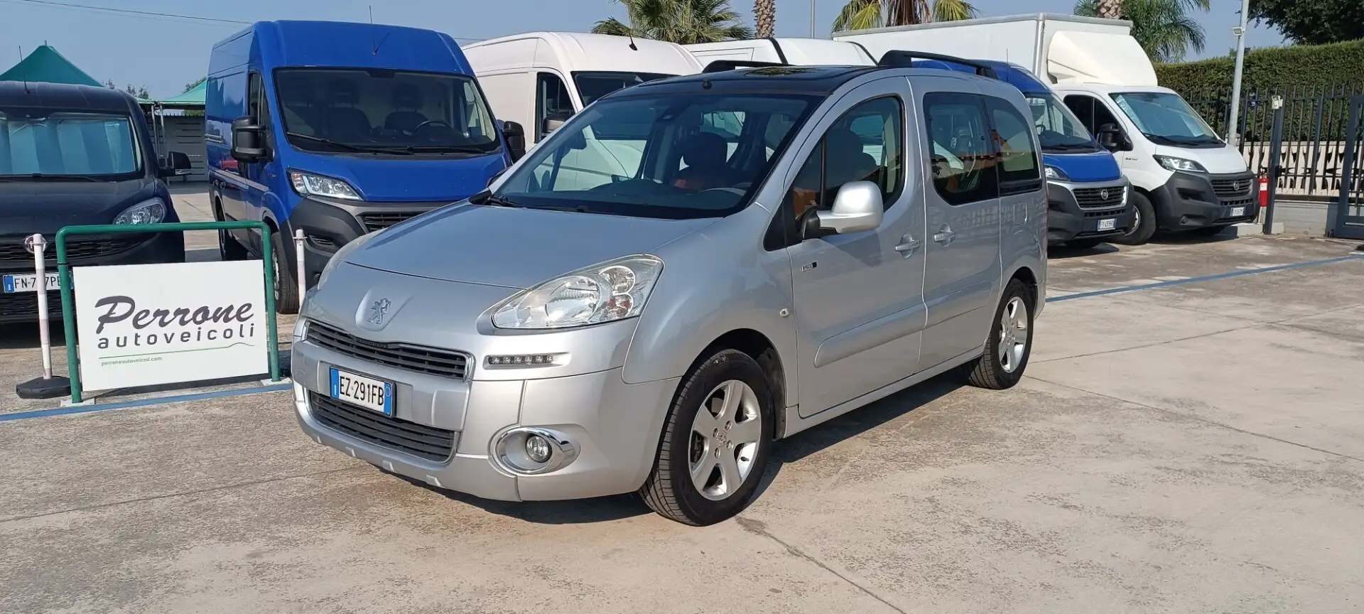 Peugeot Partner Partner Tepee 1.6 HDi 92CV Style Argent - 1