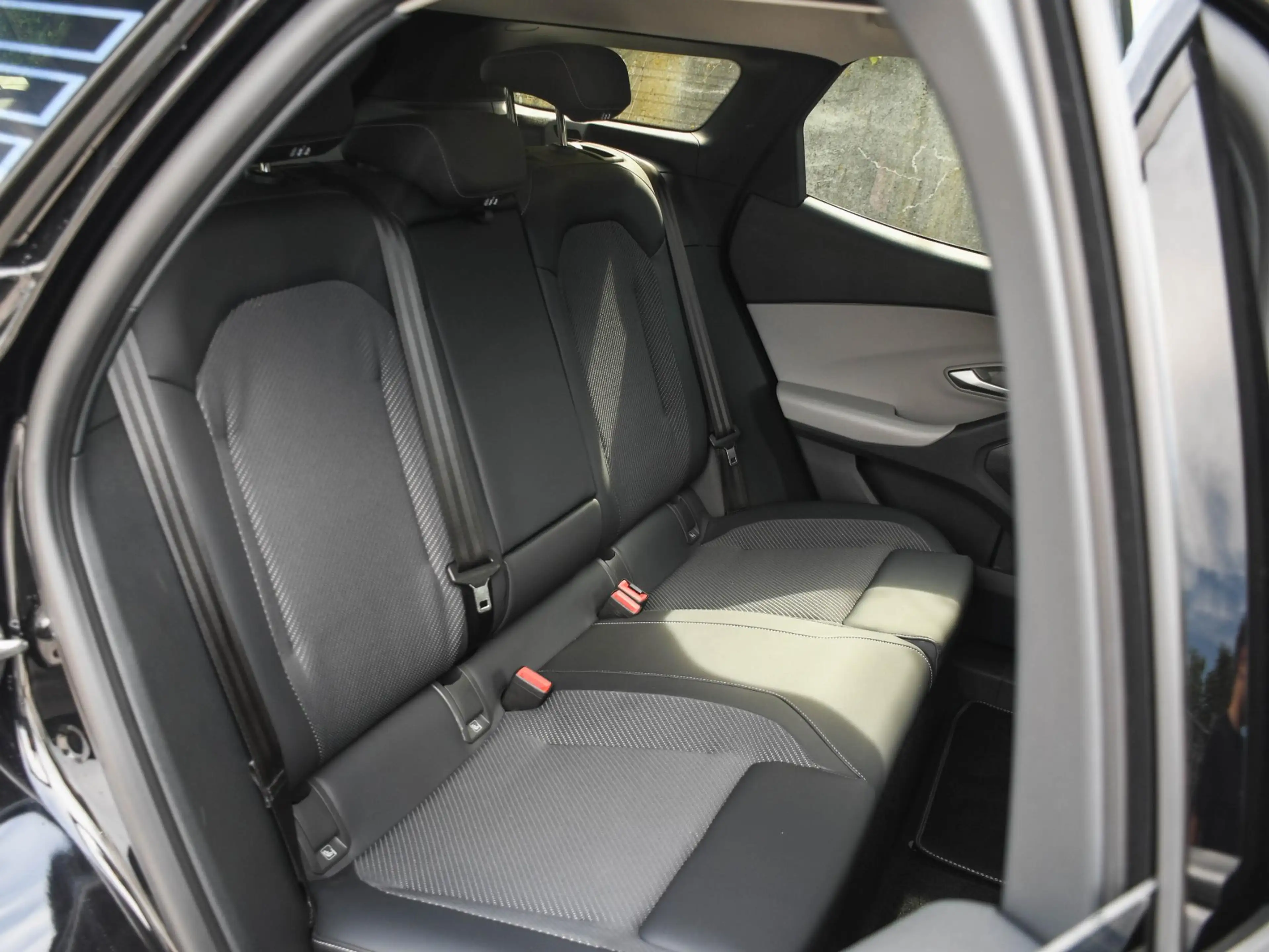 Ford Explorer Select Extended Range RWD 77kWh 286pk Automaat HUD — photo 11