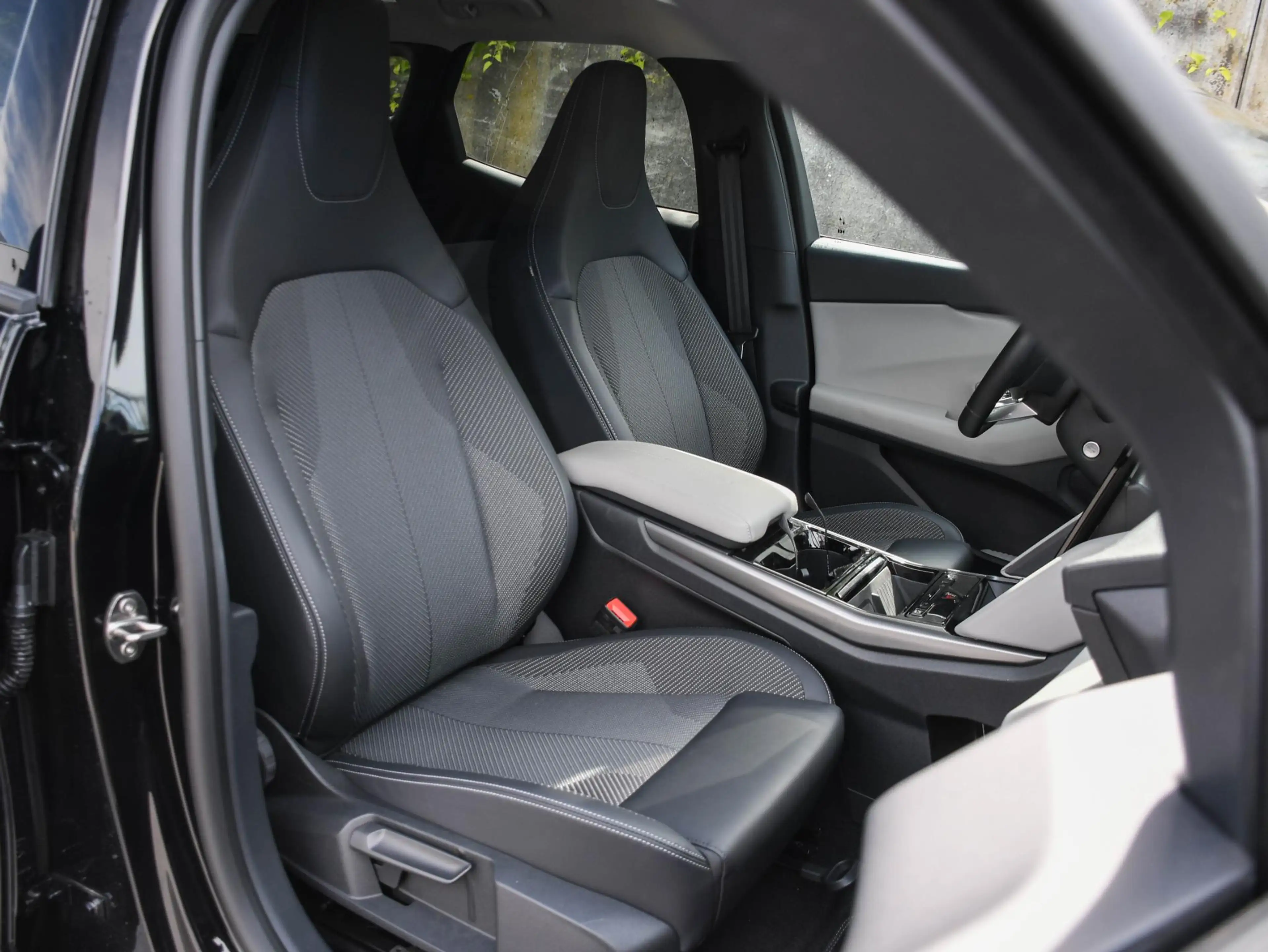 Ford Explorer Select Extended Range RWD 77kWh 286pk Automaat HUD — photo 10