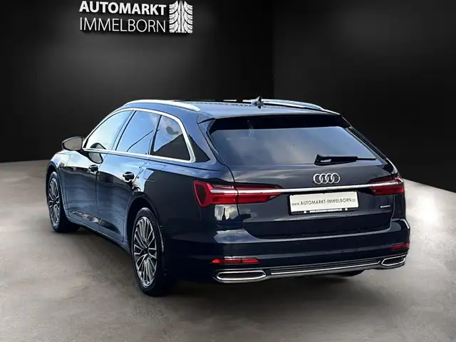Audi A6 view 12