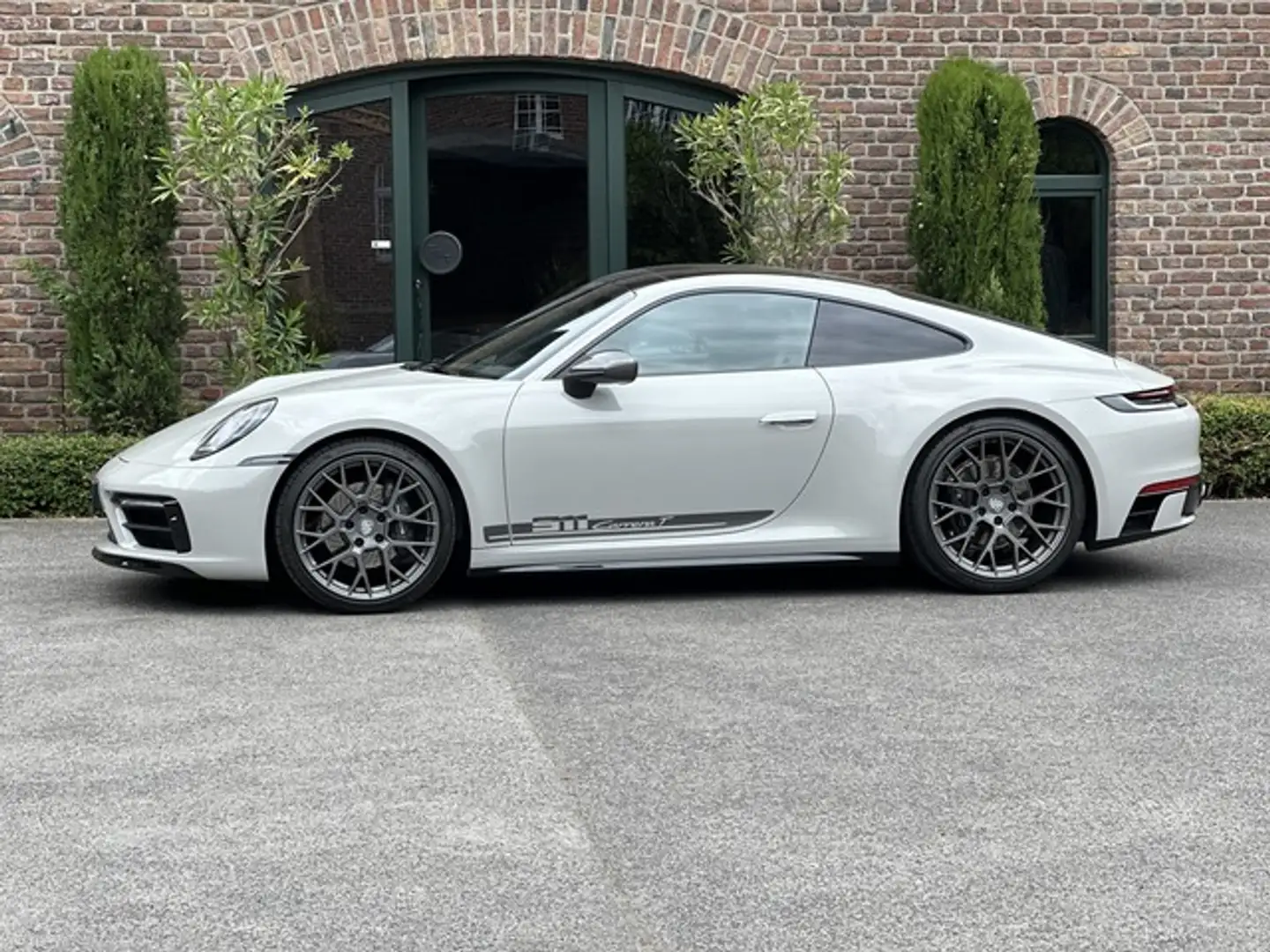 Porsche 992 911 Carrera T SPORTDESIGN-/ABGAS*BOSE*KAMERA*LED*2 Gris - 1