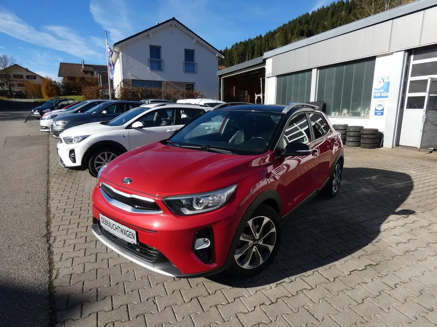 Kia Stonic Spirit 120HP *RCam*SHz*AppLink*Spur*WR* Rot - 1