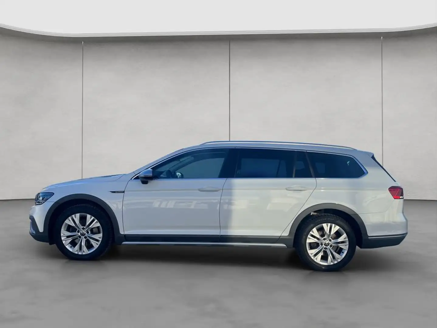 Volkswagen Passat Variant Alltrack 2.0 TDI DSG ACC Navi LED Bianco - 2