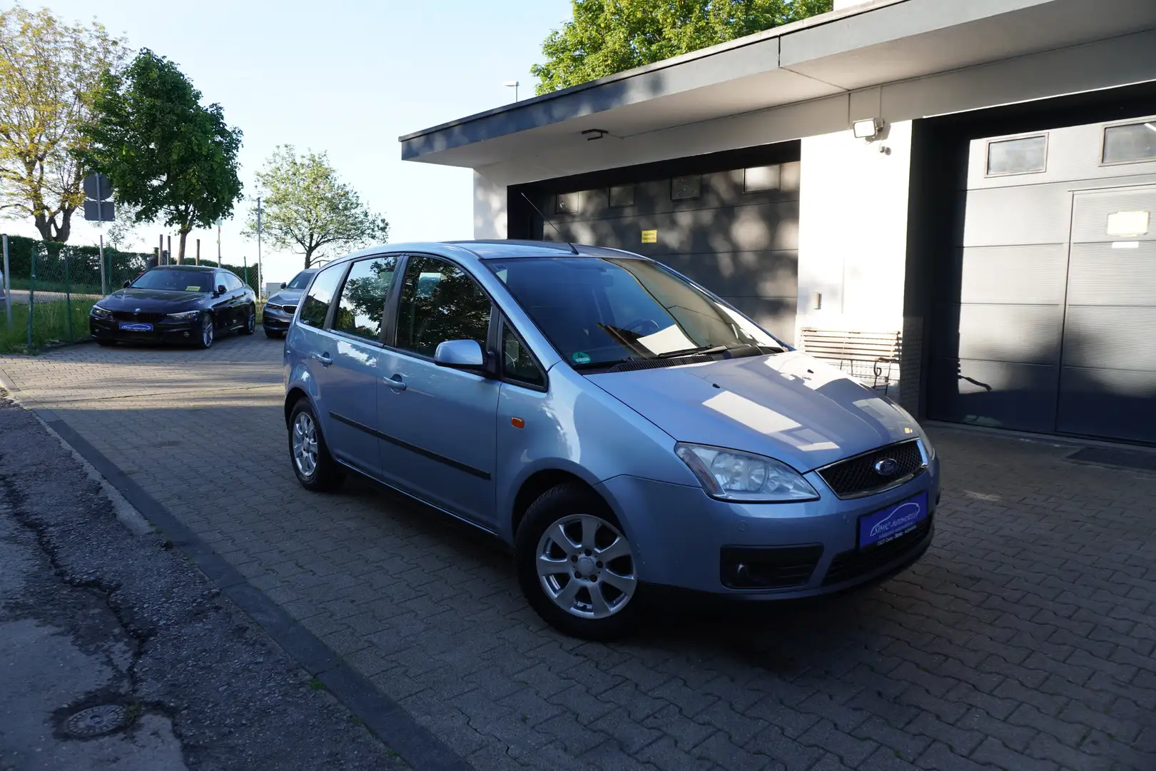 Ford Focus C-Max 1.8 Fun KLIMA+ALU+PDC+AHK+TEMPOMAT+Sitzheizung Blau - 1