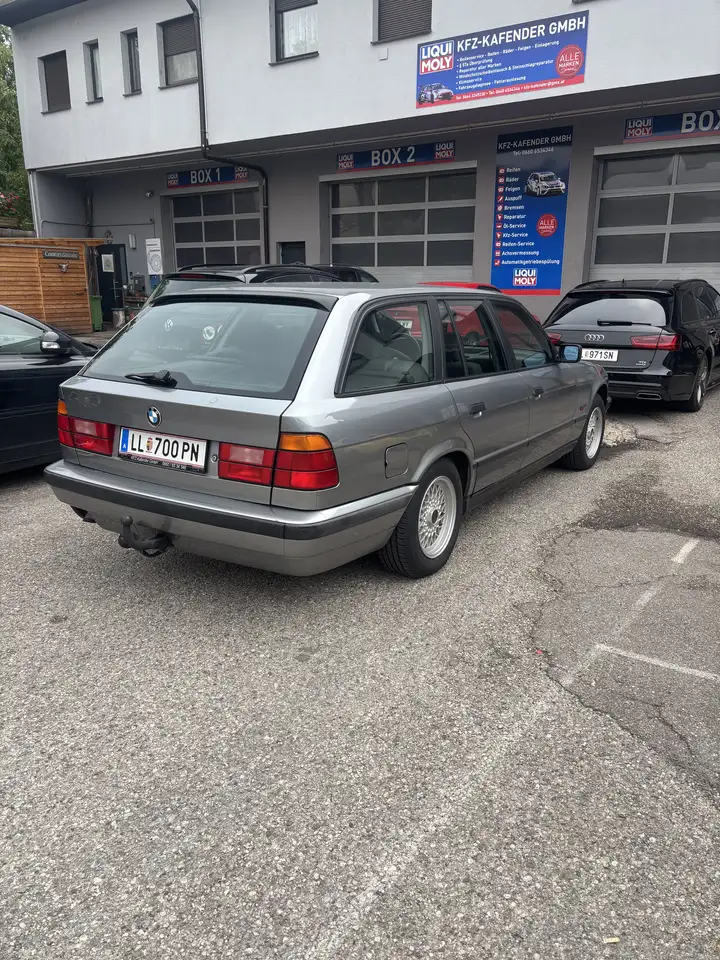 BMW 525tds touring Aut., foto 3