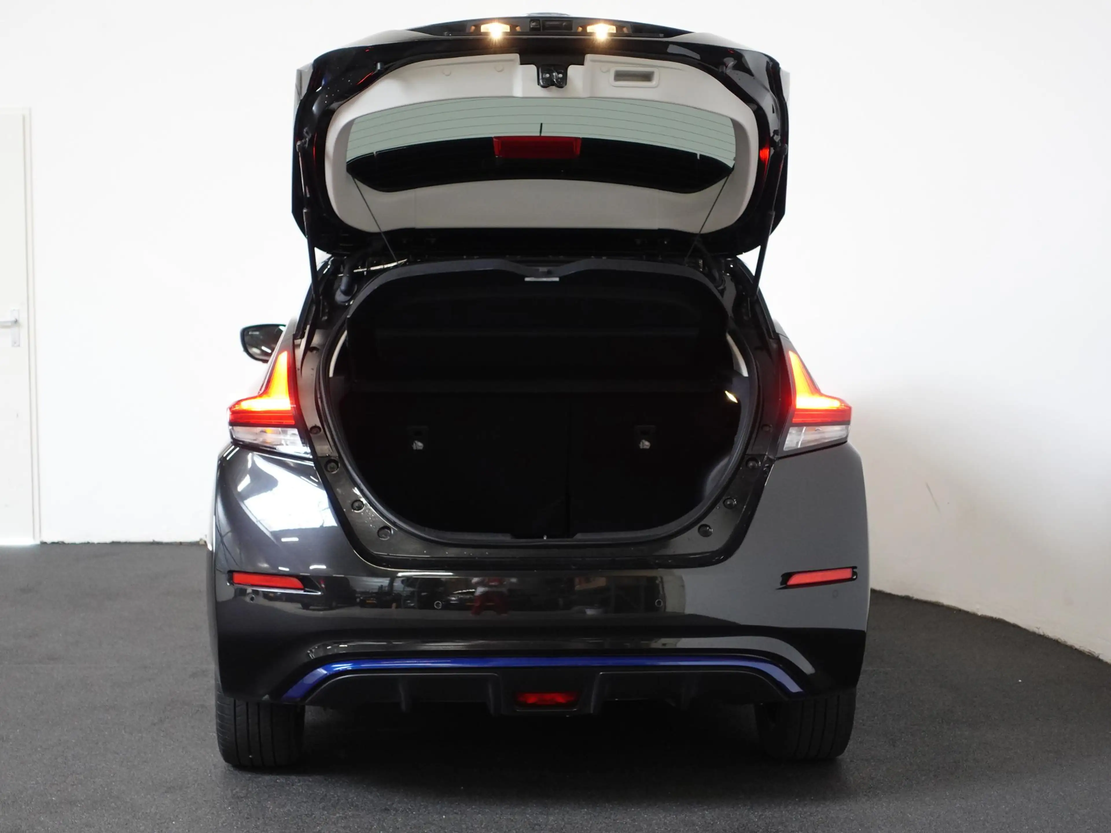Nissan Leaf N-Connecta 40 kWh Navigatie Bluetooth Cruise Contr — photo 4