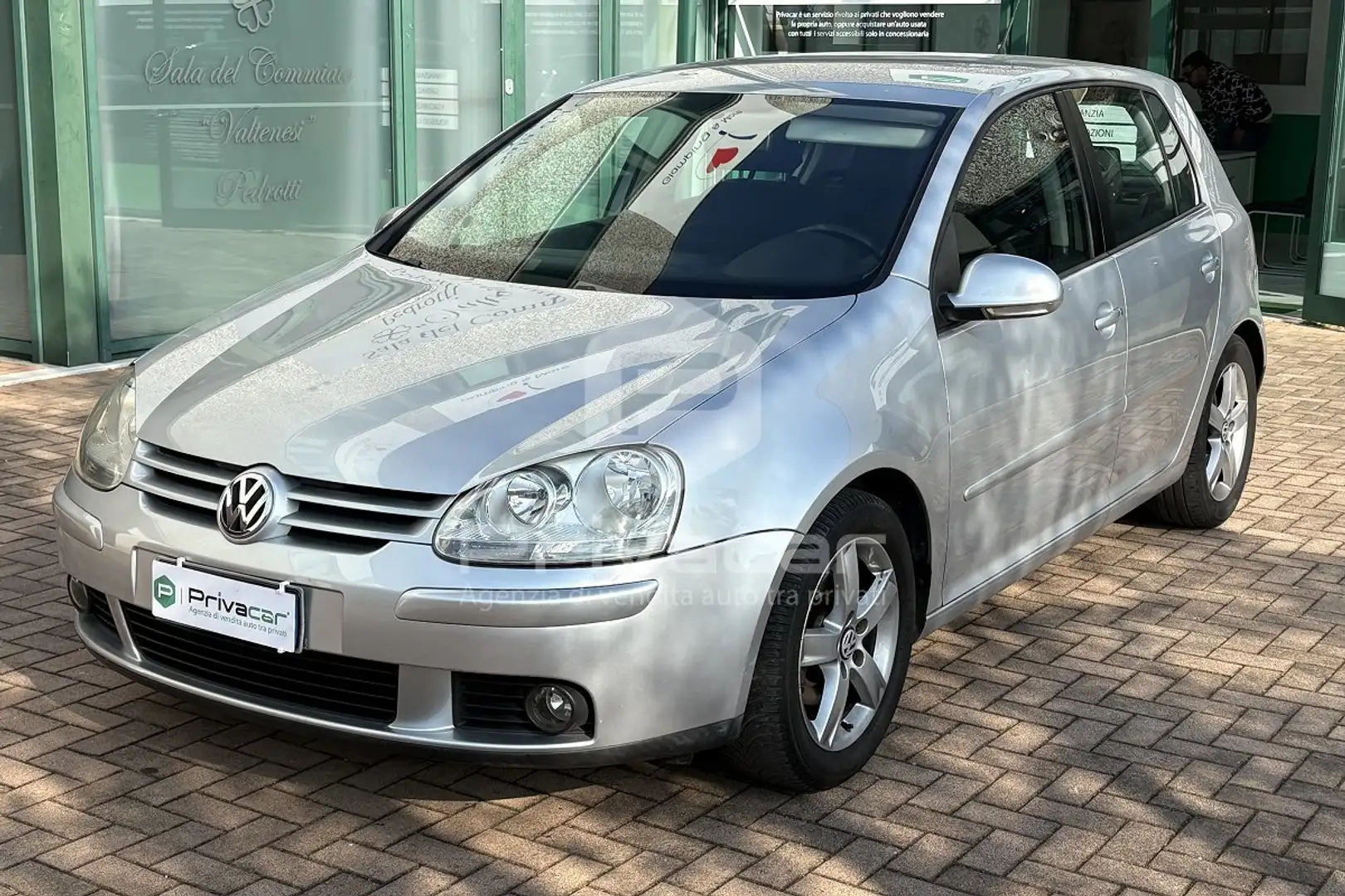 Volkswagen Golf Golf 1.6 16V FSI 5p. Comfortline Argento - 1