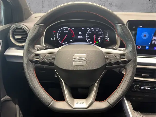 Seat Arona view 12