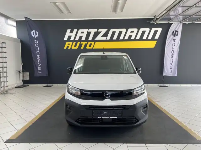 Opel Combo COMBO Cargo DOKA XL 1,5 101PS 6G Schalter 5 Sitze