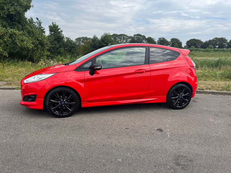 Ford Fiesta 1.0 EcoBoost Red/Black Edition BJ 2014 AIRCO ZEER — photo 9