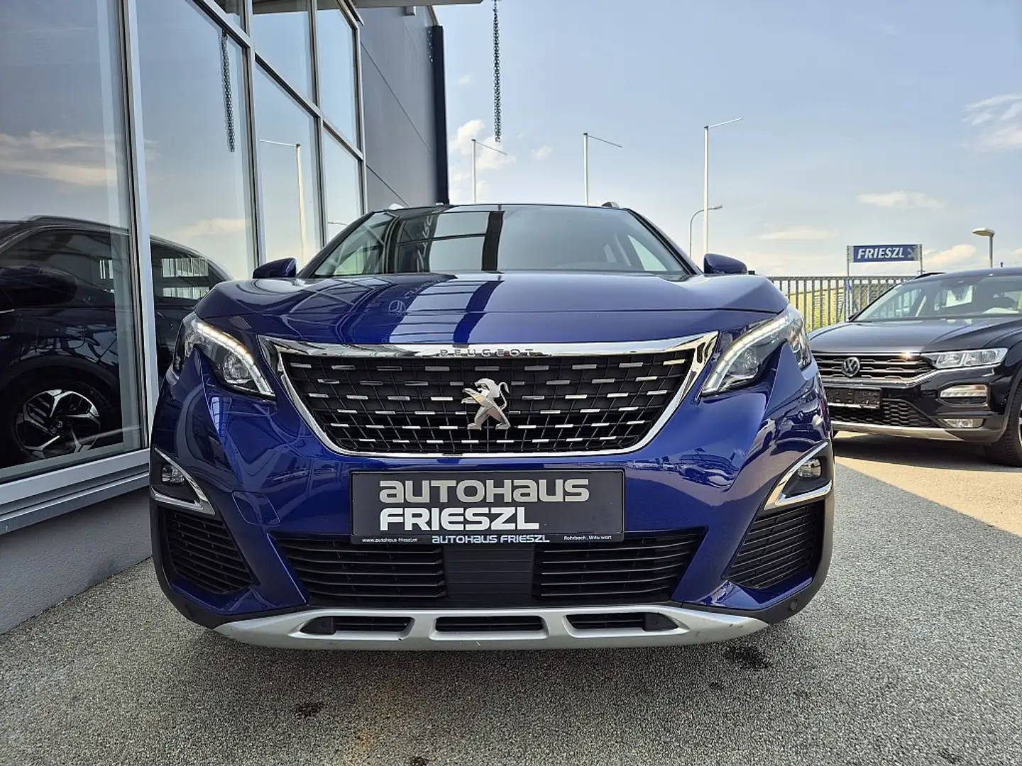 Peugeot 3008 1,5 BlueHDi 130 S&S 6-Gang Allure *NEUER MOTOR* Blauw - 2