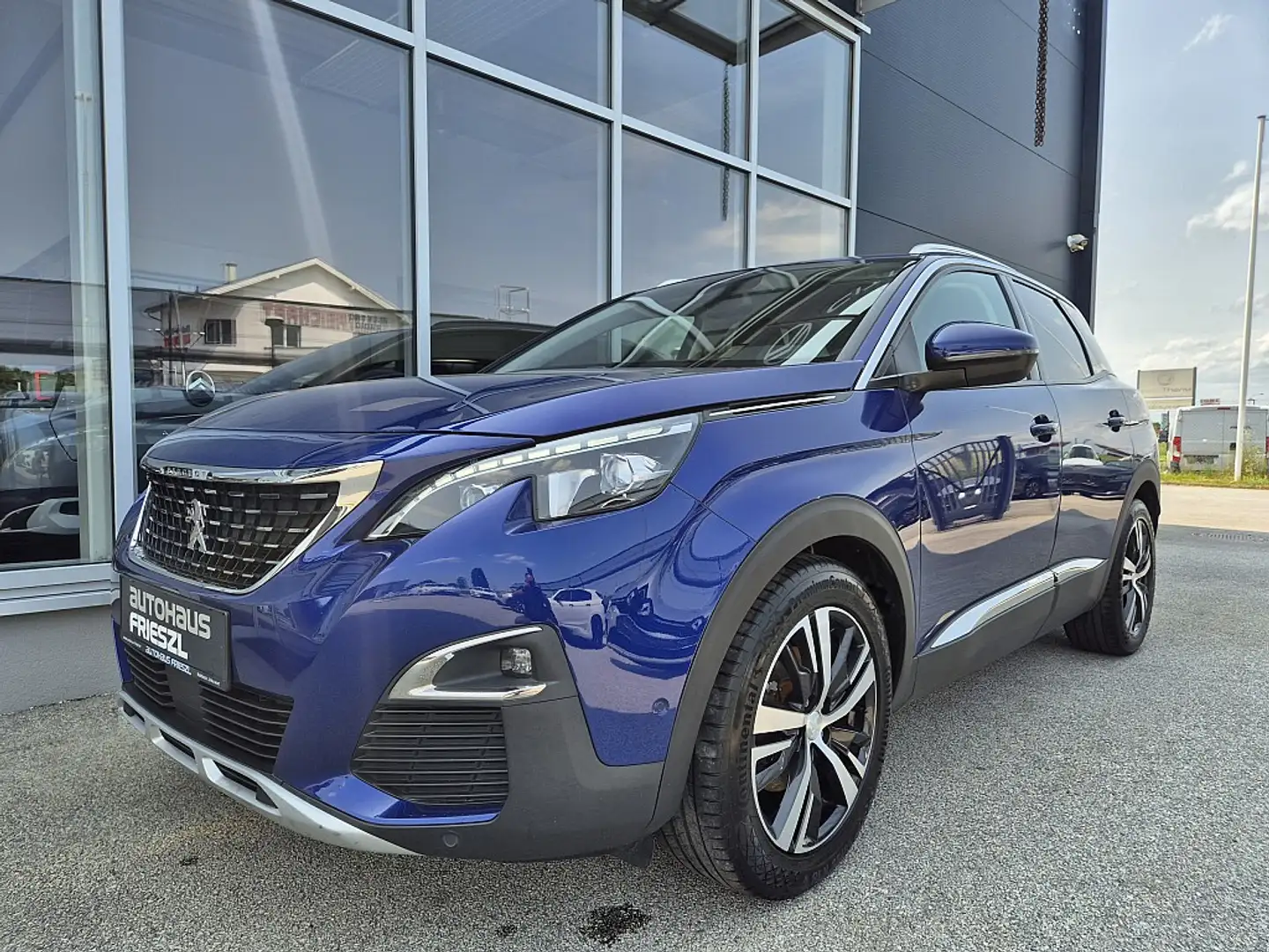 Peugeot 3008 1,5 BlueHDi 130 S&S 6-Gang Allure *NEUER MOTOR* Blauw - 1
