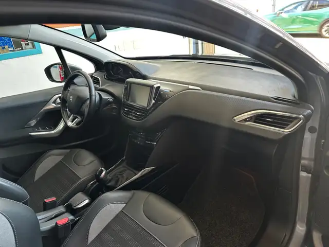 Peugeot 2008 view 14