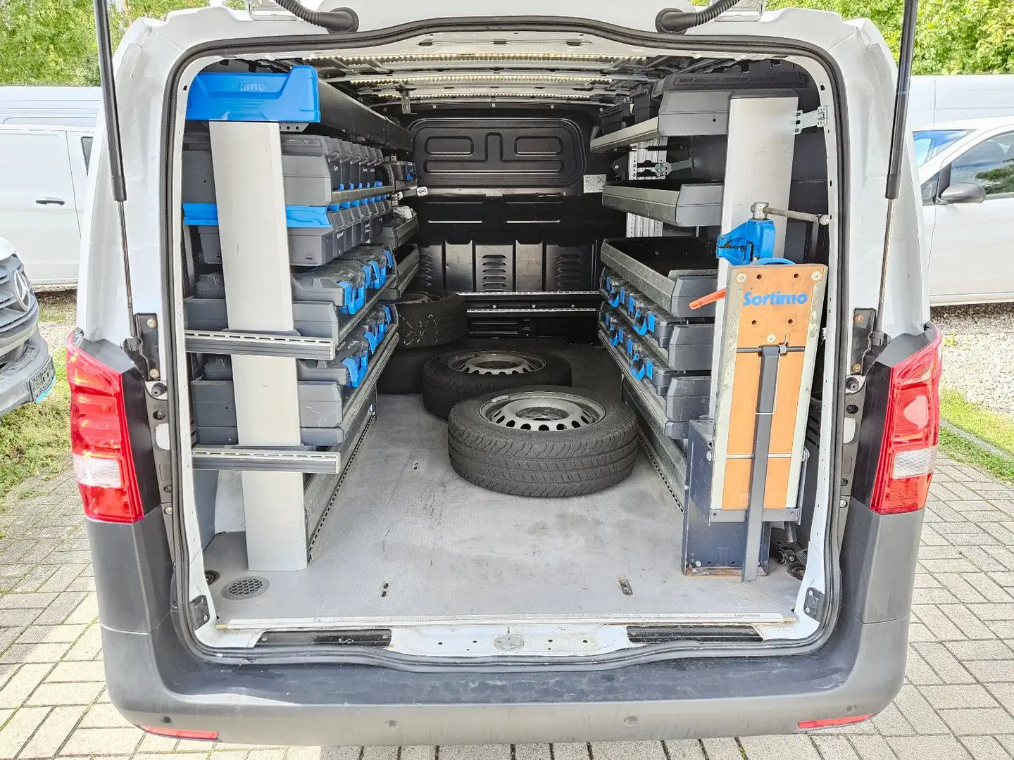 Mercedes-Benz Vito 114 CDI XL EXTRALANG SORTIMO REGALE TÜV+ÖLn Weiß - 1