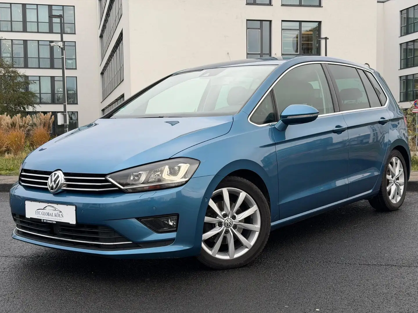 Volkswagen Golf Sportsvan VII Highline,R-Line Sport-Paket, Bleu - 1