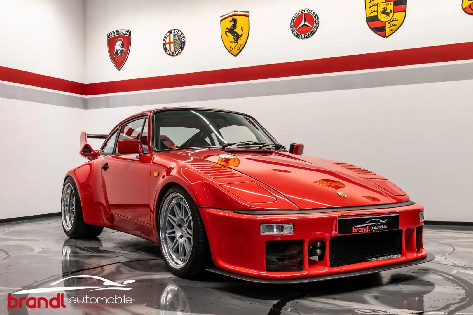 Porsche 930 Turbo S Flachbau (Flatnose) One of one Rot - 2