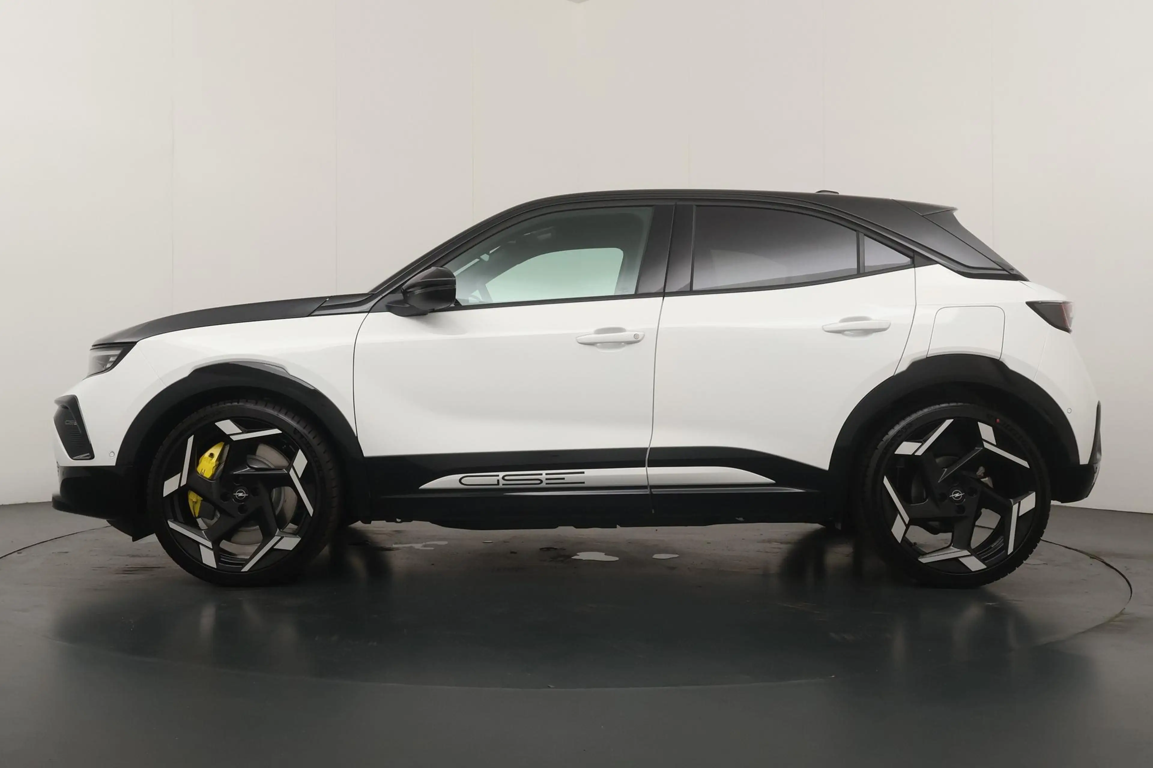 Opel Mokka-E Electric GSE 54 kWh 281pk | Sportstoelen | Zwarte — photo 3