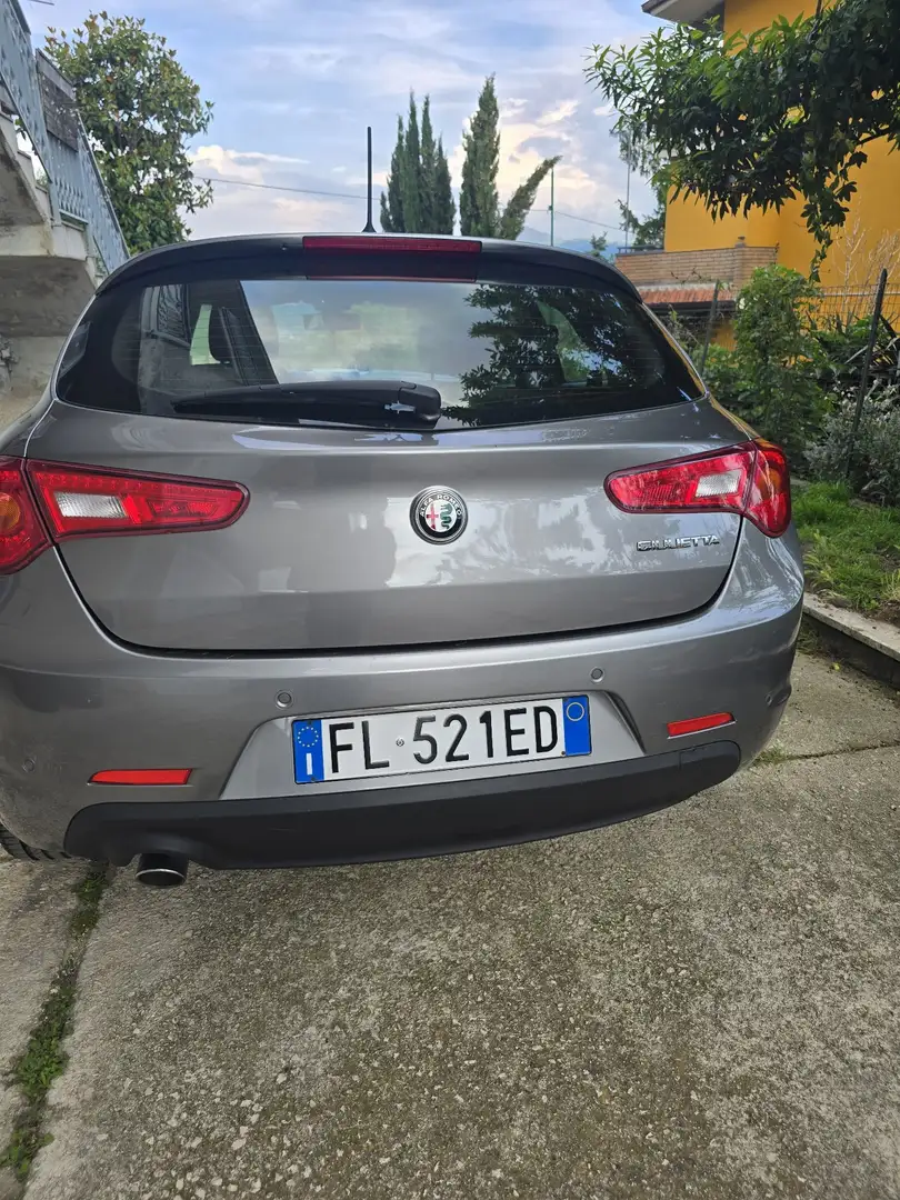 Alfa Romeo Giulietta 1.6 jtdm Super 120cv - 2