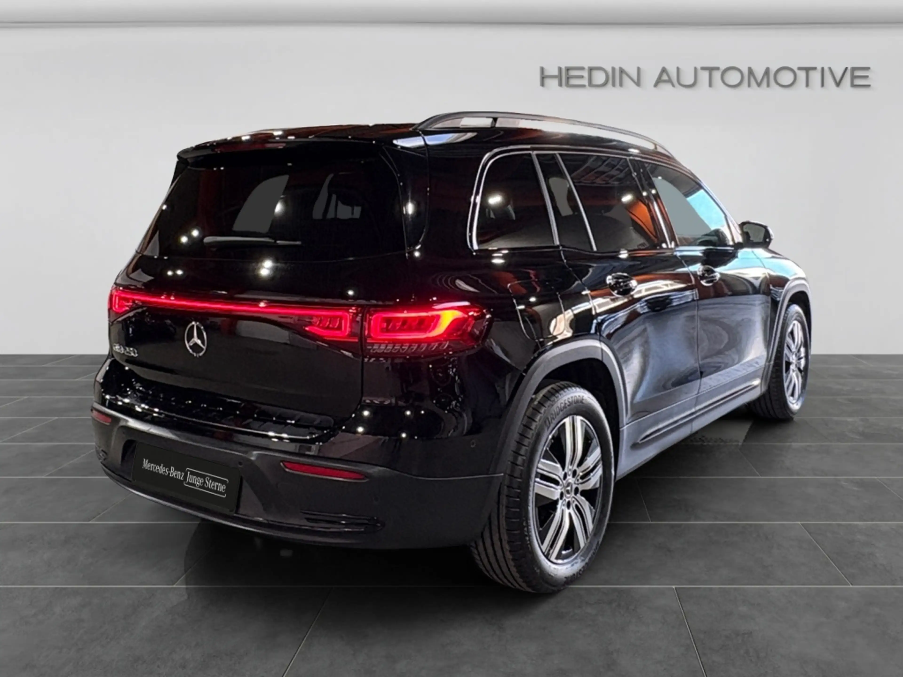 Mercedes-Benz EQB 250 PROGRESSIVE|LED|DISTR|HUD|360|NIGHT|SHZ — photo 7
