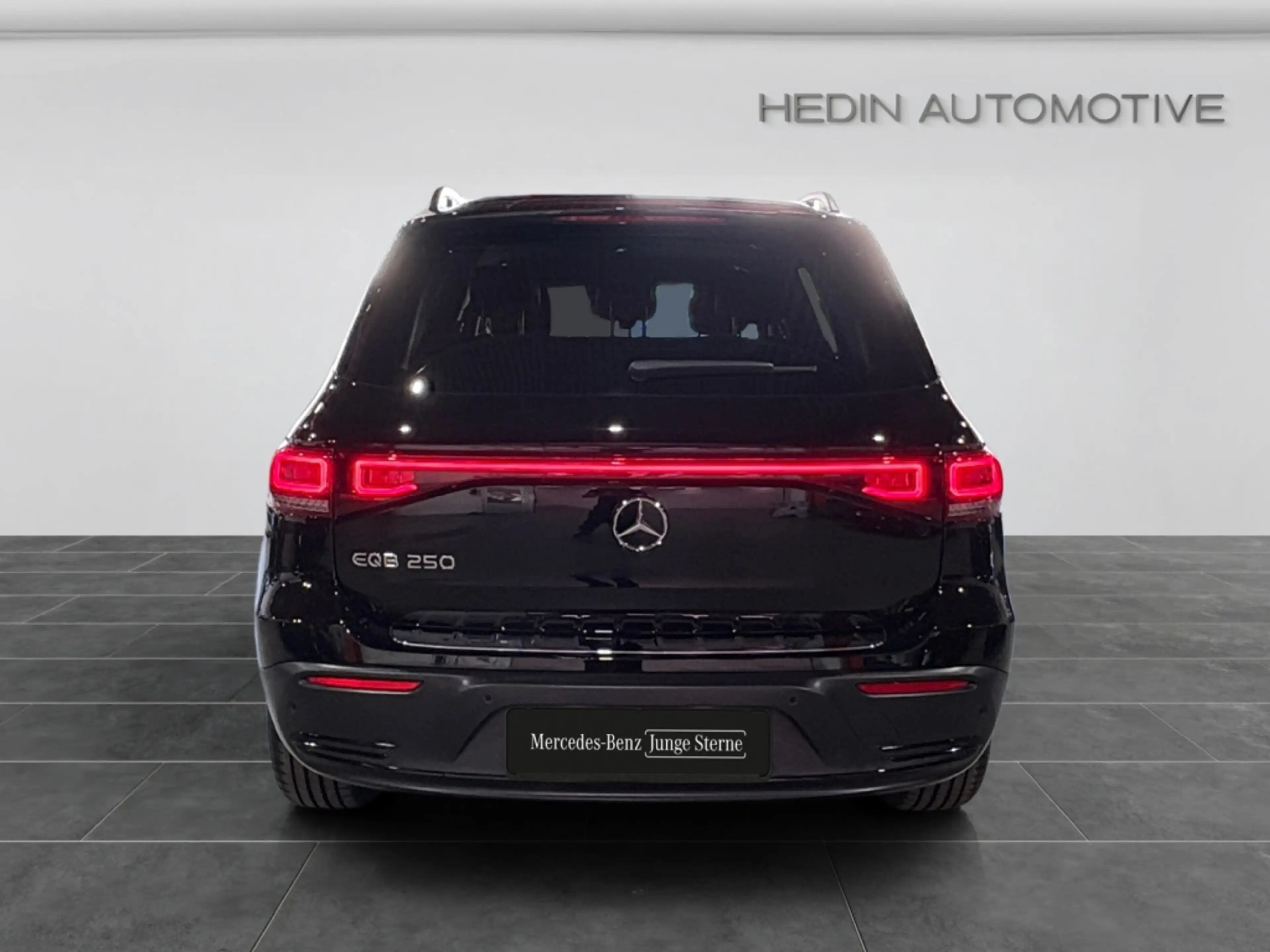 Mercedes-Benz EQB 250 PROGRESSIVE|LED|DISTR|HUD|360|NIGHT|SHZ — photo 6