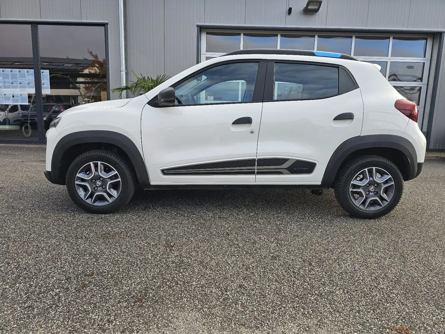 Dacia Spring 45 Electric Comfort 8xRäder*CCS*Kamera* Weiß - 2