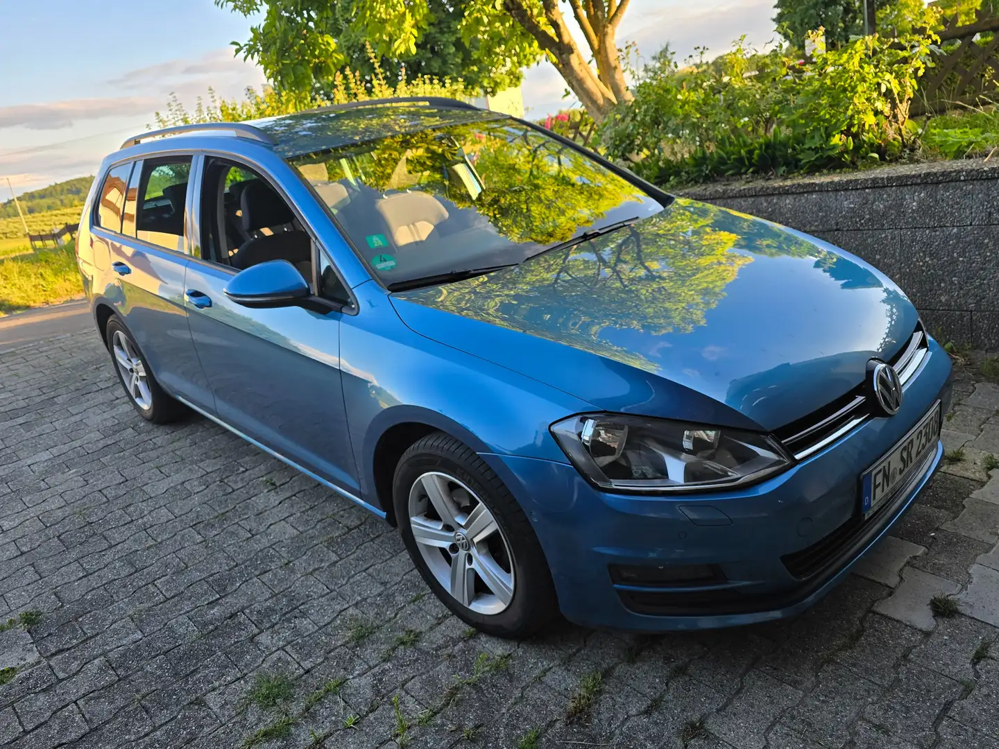Volkswagen Golf Golf 1.2 TSI BlueMotion Technology Comfortline Blau - 1