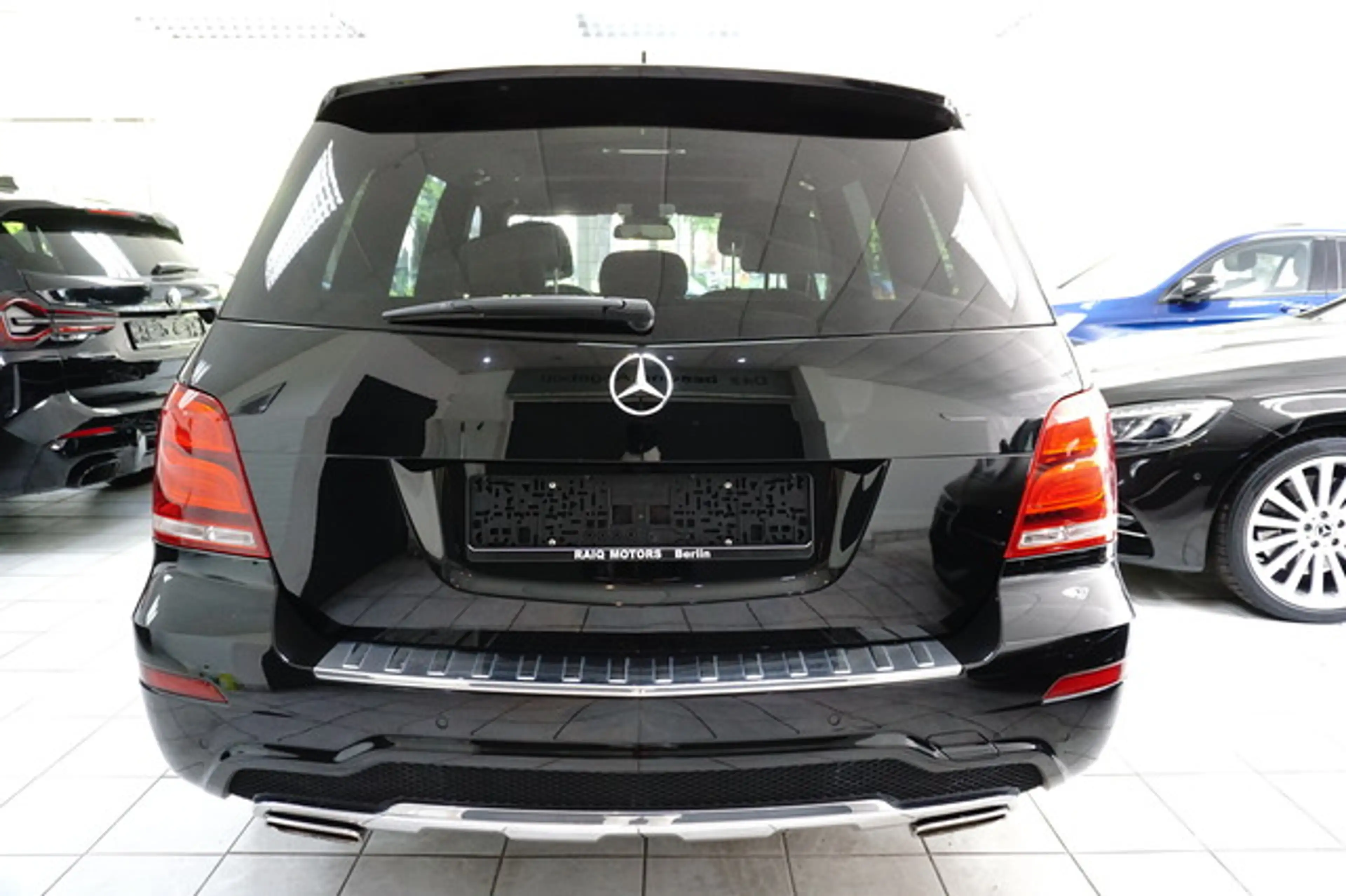 Mercedes-Benz GLK 350 4M AMG Line BI-XENON PANO MEMORY H&K NAVI — photo 4