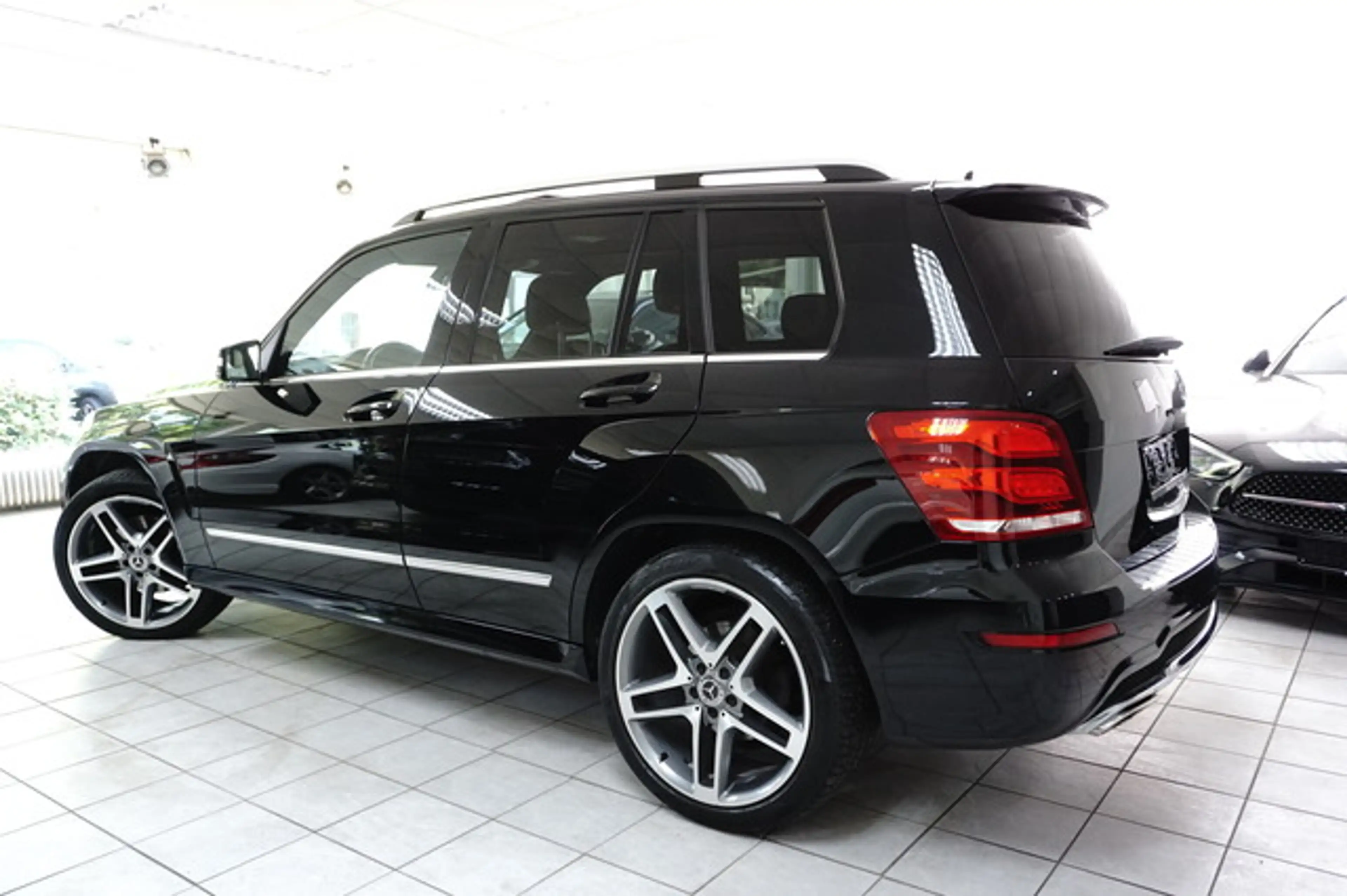 Mercedes-Benz GLK 350 4M AMG Line BI-XENON PANO MEMORY H&K NAVI — photo 5