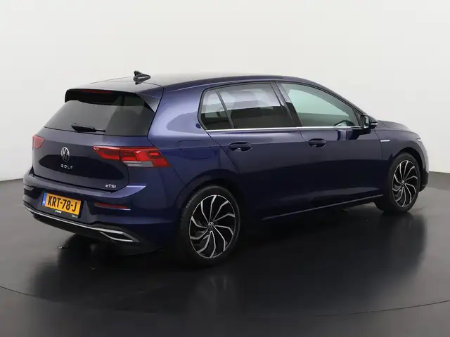 Volkswagen Golf view 4