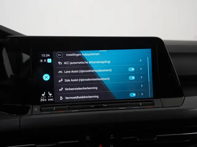 Volkswagen Golf view 20
