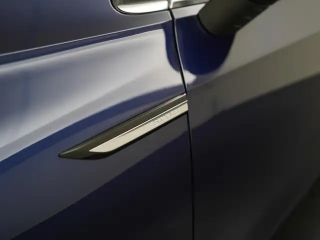 Volkswagen Golf view 26