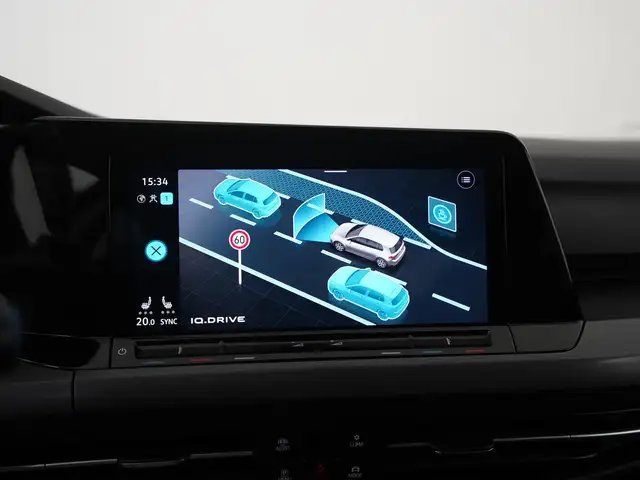 Volkswagen Golf view 19