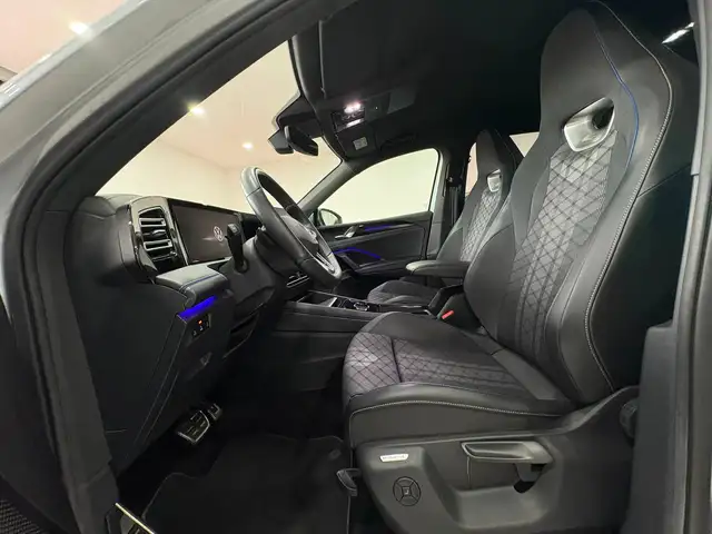 Volkswagen Tiguan view 9