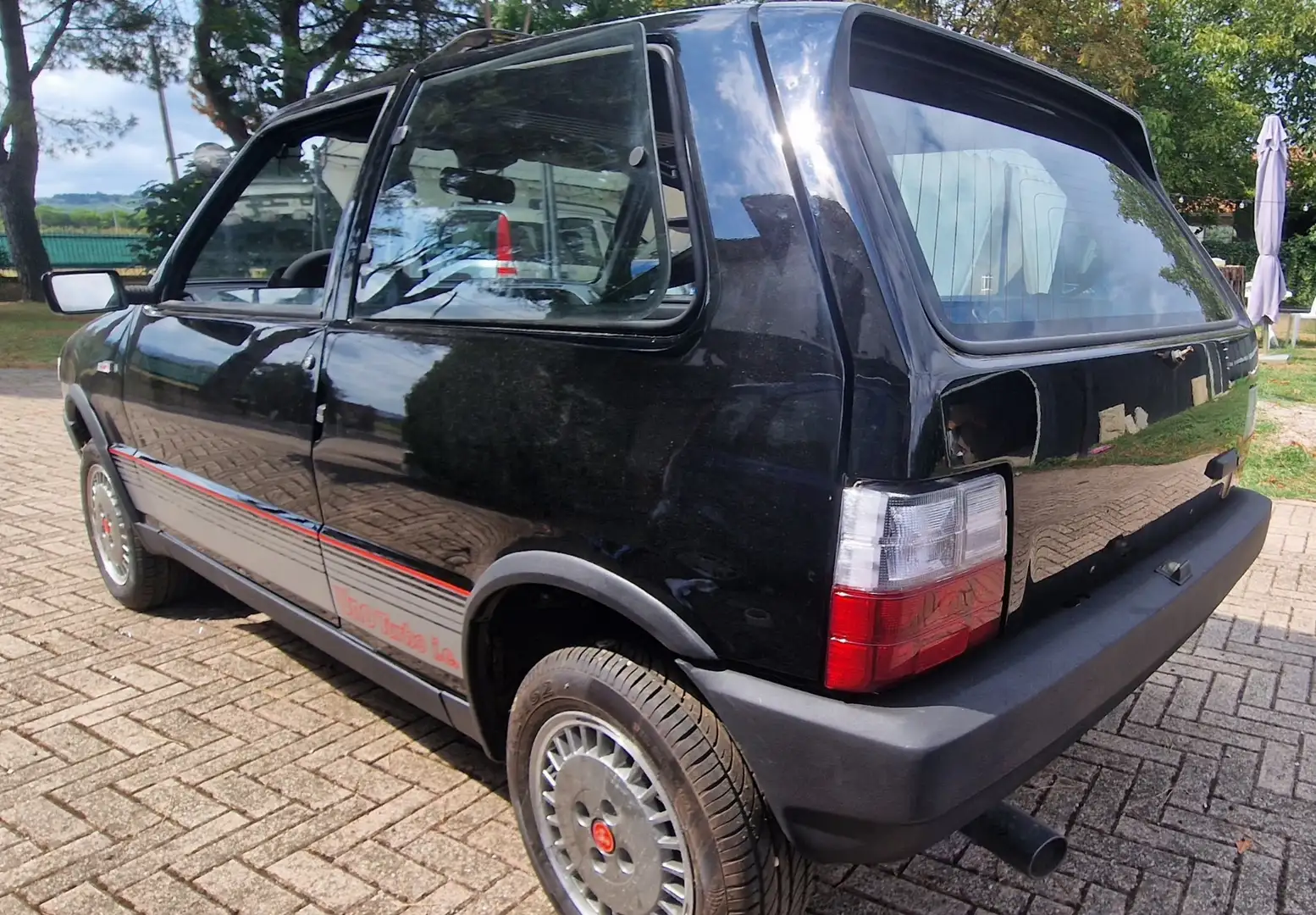 Fiat Uno 3p 1.3t ie Antiskid 105cv - 2