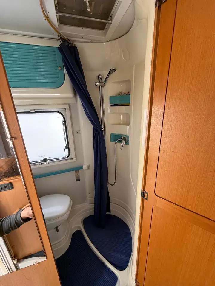 Caravans-Wohnm Mclouis 677, foto 6