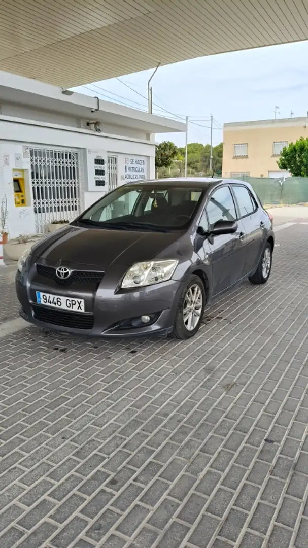 Toyota Auris 1.4D-4D Active - 2