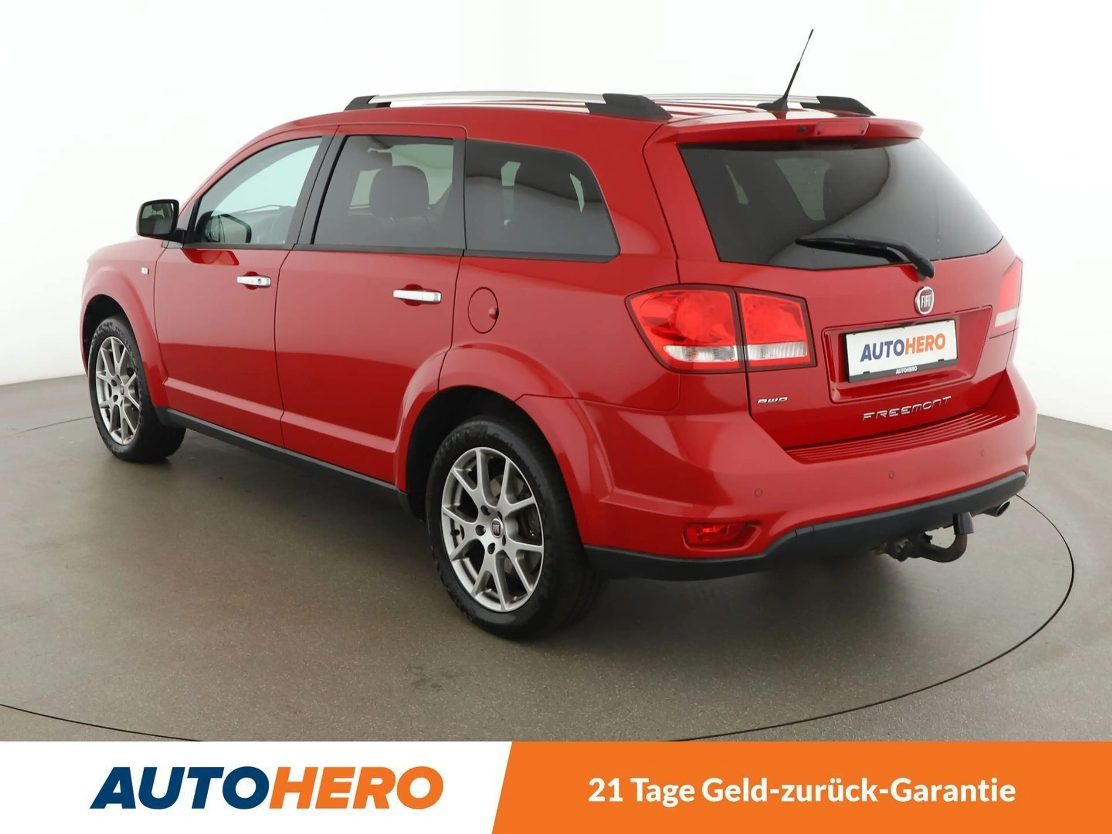 Fiat Freemont 2.0 Multijet Lounge 4WD Aut. *NAVI*CAM*AHK*7-SZ* — photo 4