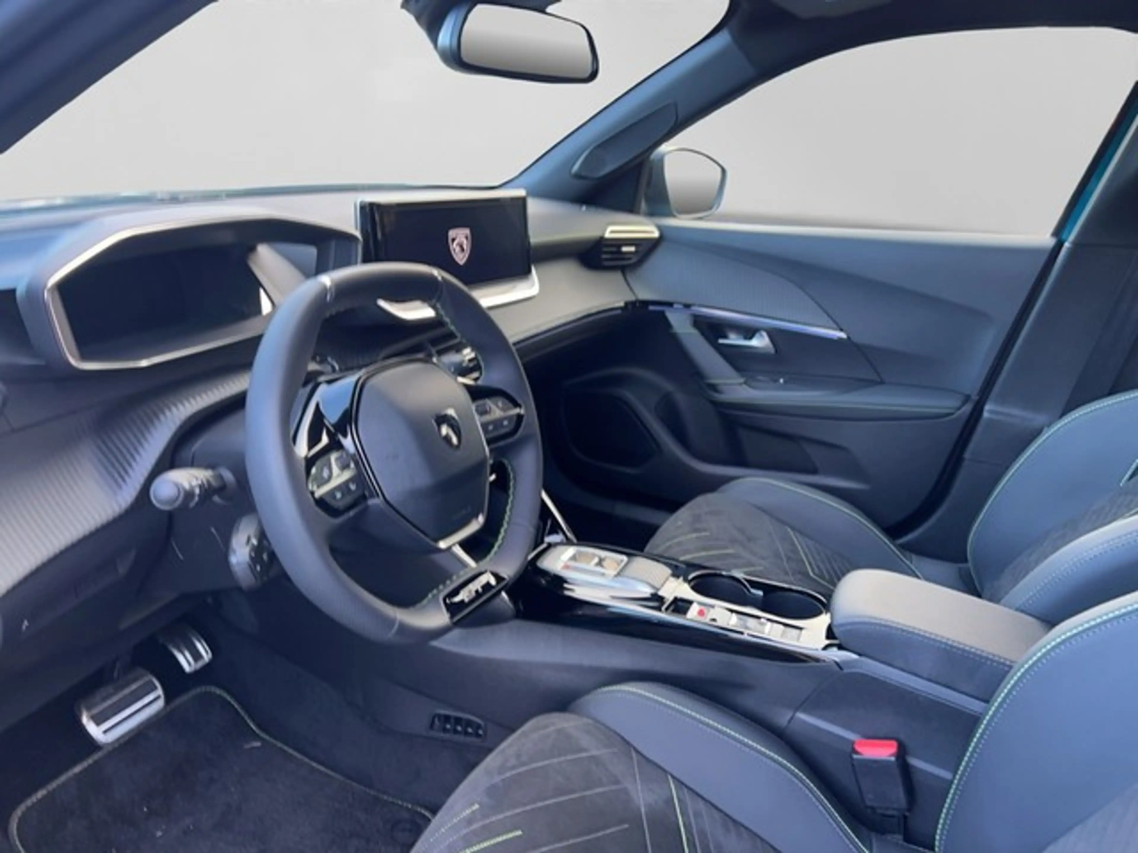 Peugeot 2008 GT EXCLUSIVE HYBRID 145 e-DSC6 GRIP NAV 360KAM ... — photo 8