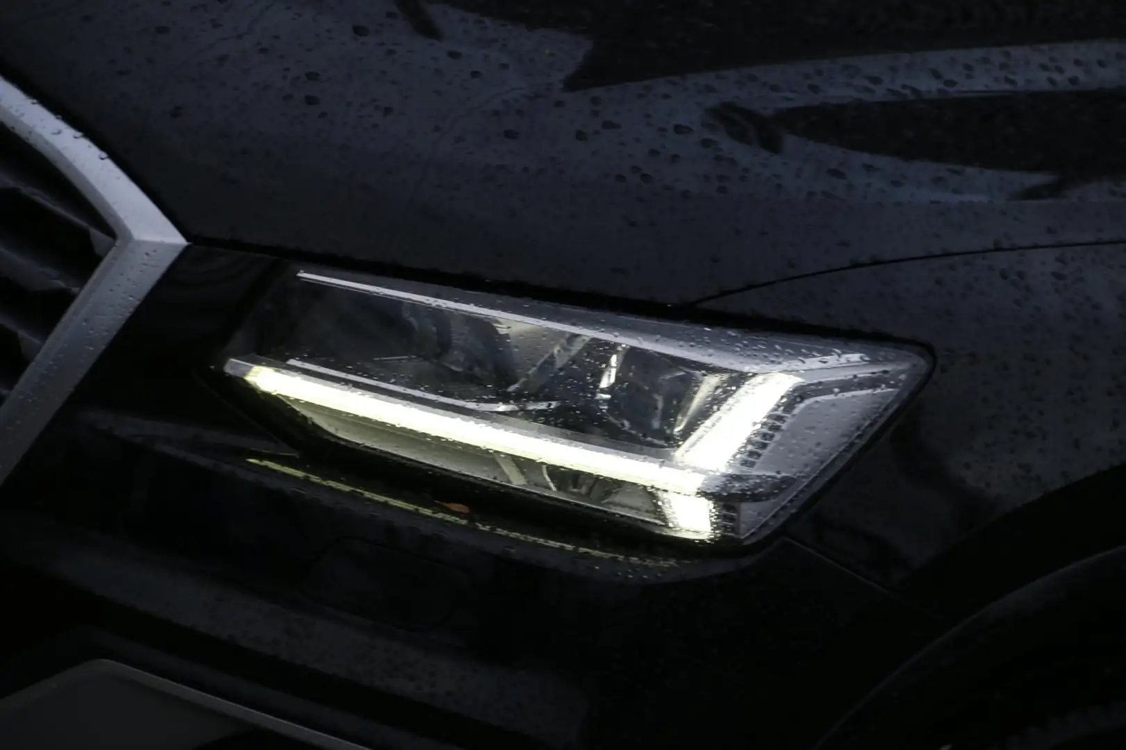 Audi Q2 1.6 TDI Design Pro Line Plus export price Zwart - 2