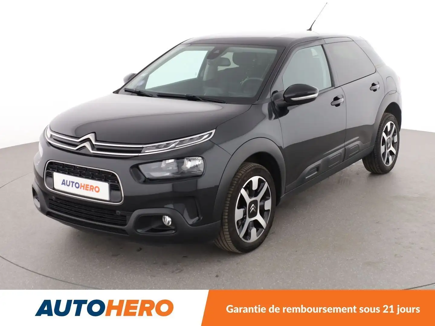 Citroen C4 Cactus 1.2 PureTech Shine EAT6 Noir - 1