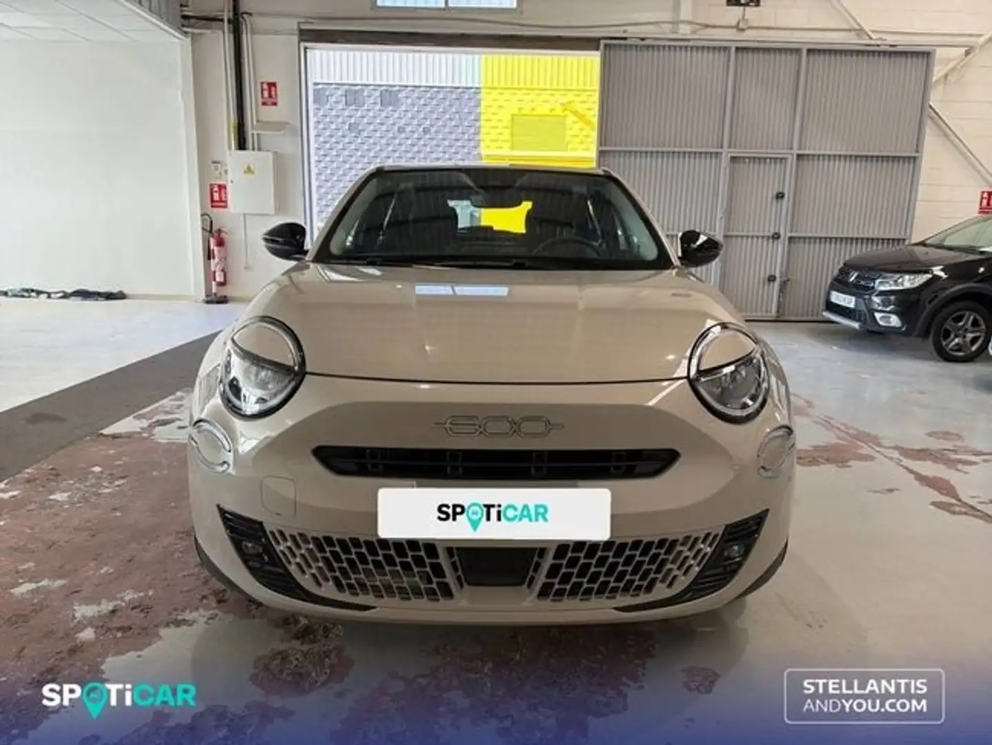 Fiat 600 MHEV 1.2 74kW (100CV) DDCT - Gris - 2