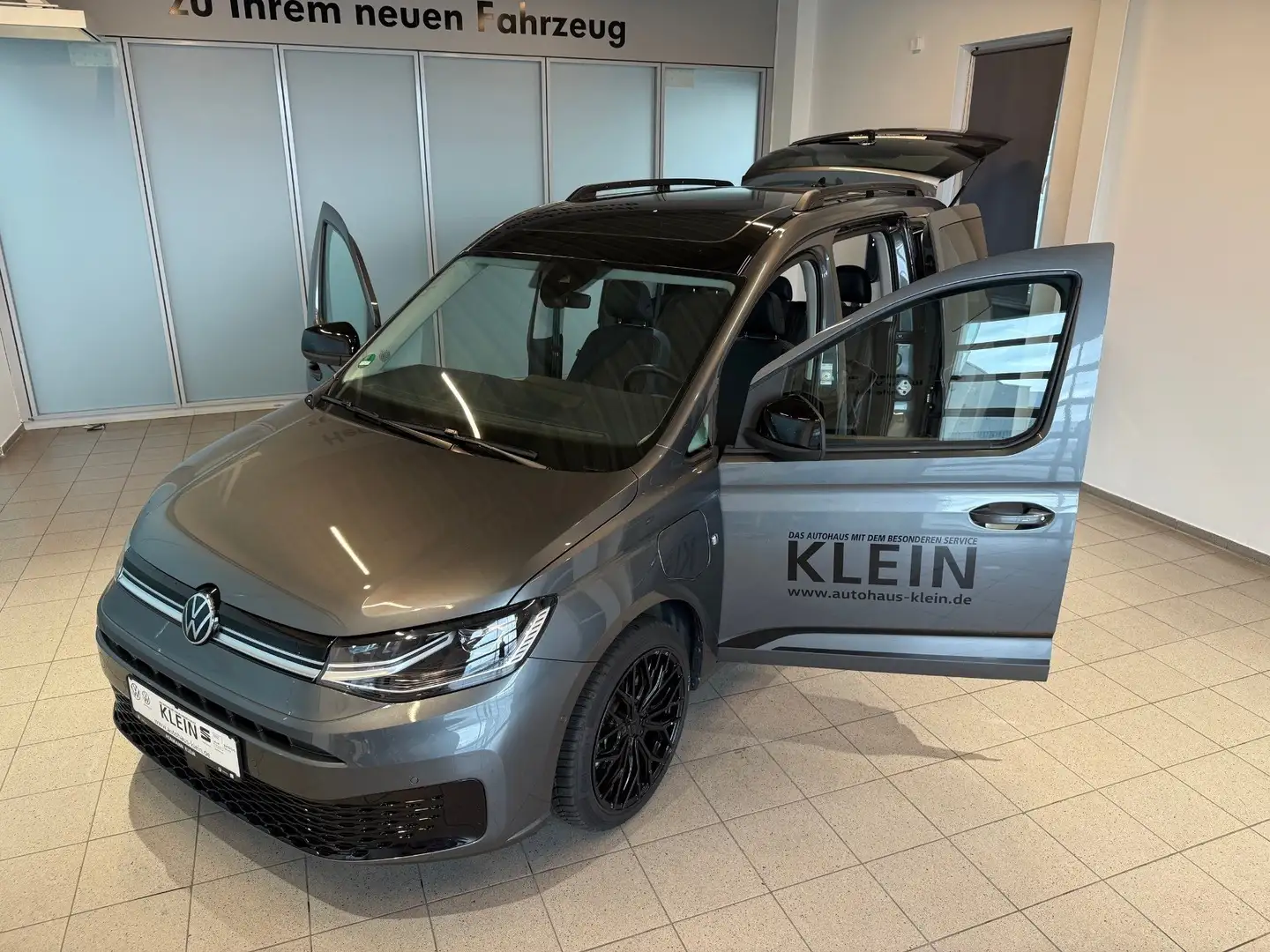 Volkswagen Caddy 1,5 TSI eHybrid Edition Silber - 2