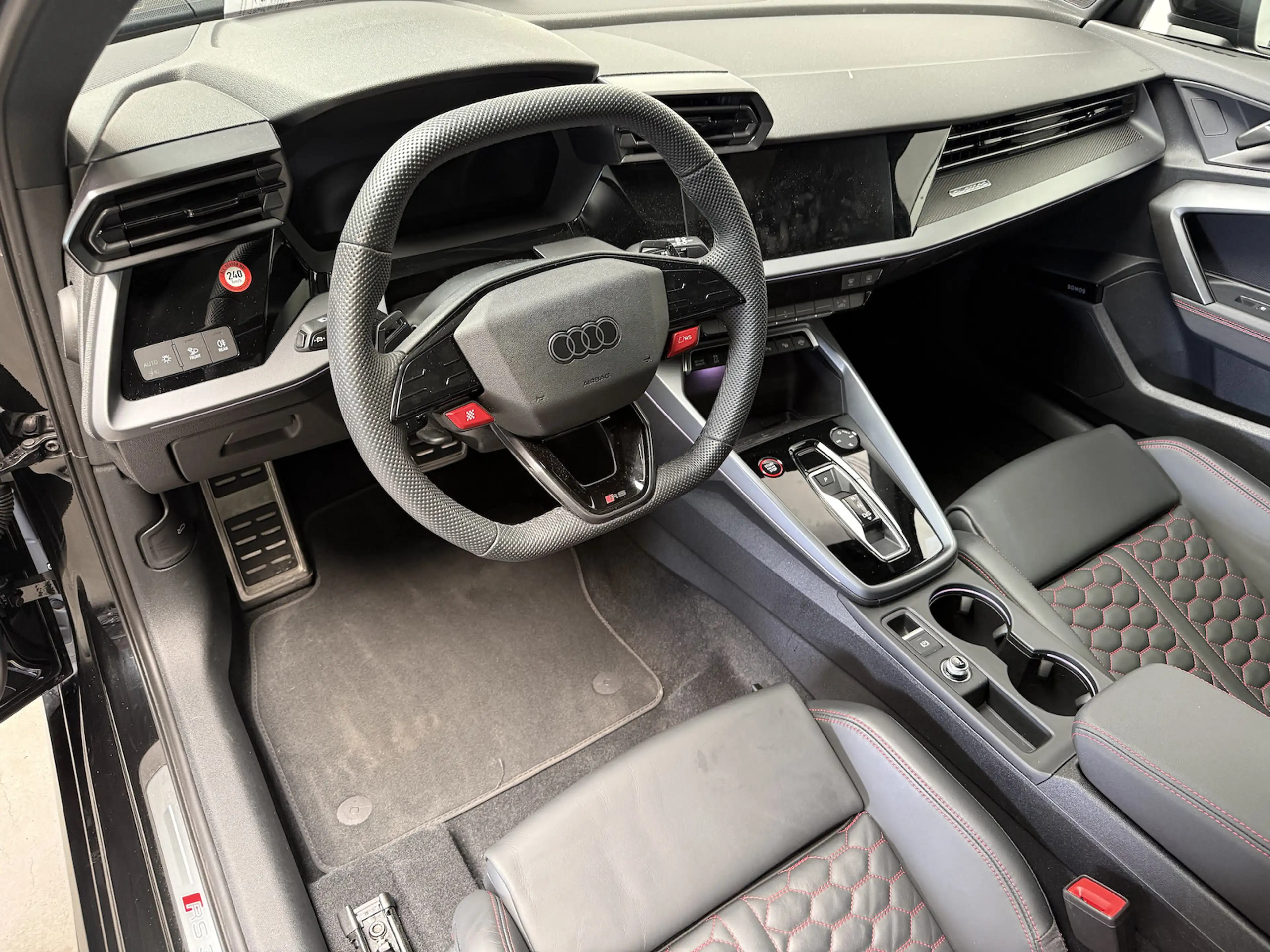 Audi RS3 Sportback qu. /MATRIX/PANO/LEDER/PDC — photo 5