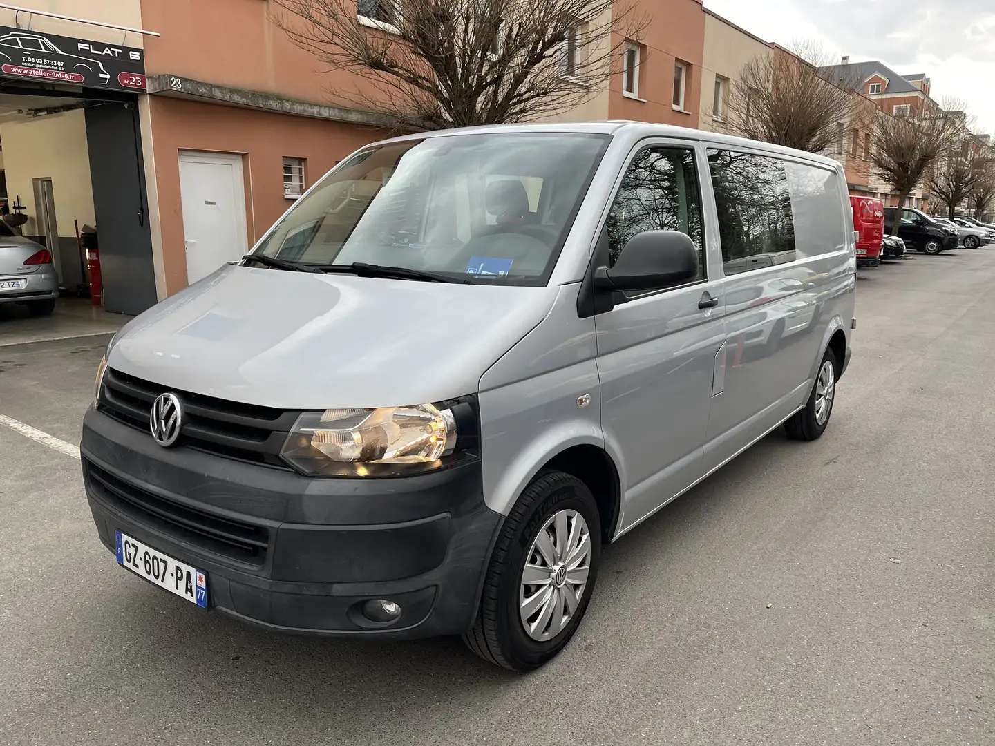 Volkswagen Transporter Combi L2H1 2.0 TDI 140 DSG7 - 1
