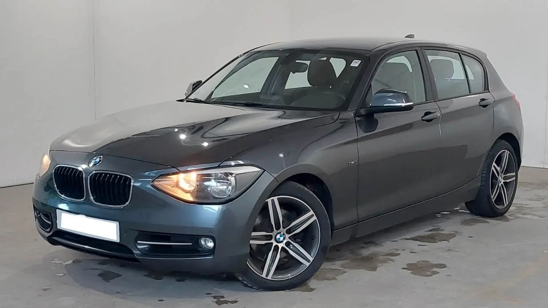 BMW 118 i ° Leder ° Navi ° Sportline ° Grau - 1